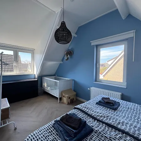 Huebsches In - Fusslaeufig Zum Und Zentrum * Ауддорп