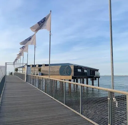 Ferienhaus Hübsches In - Fußläufig Zum Und Zentrum Ouddorp